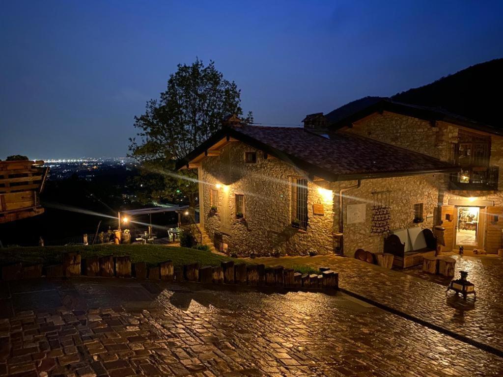 Agriturismo Ca' Fenile Alzano Lombardo エクステリア 写真